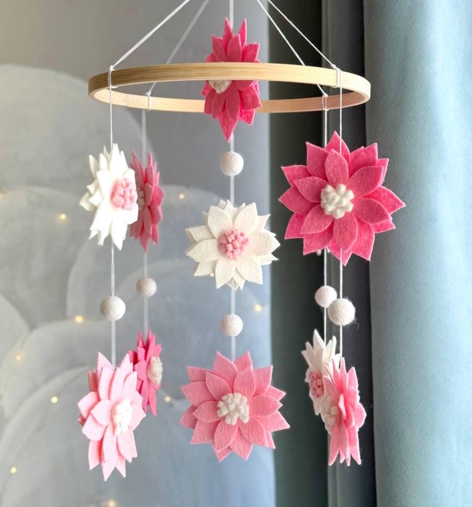 Pink Daisy Floral Baby Mobile