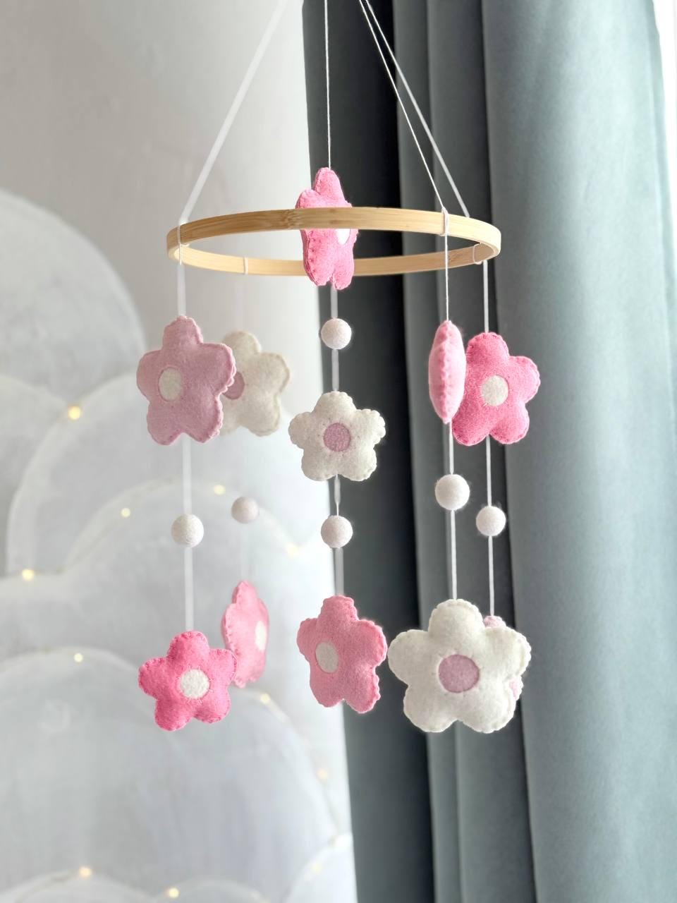 Pink Floral Baby Mobile – Felt Daisy Crib Mobile – Baby Girl Nursery Decor & Shower Gift