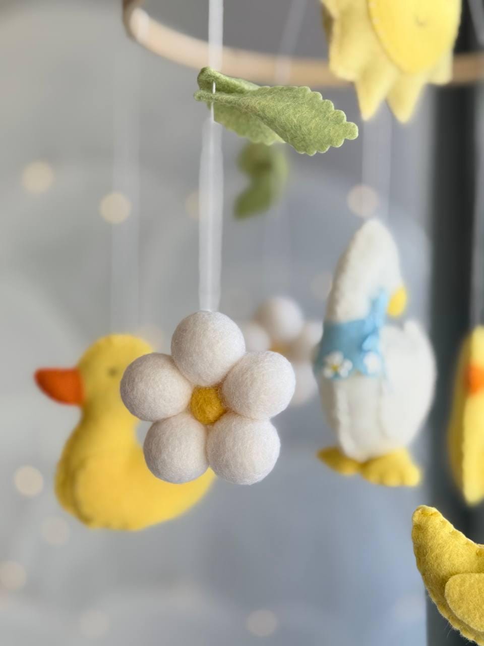 Mama Duck & Ducklings Mobile
