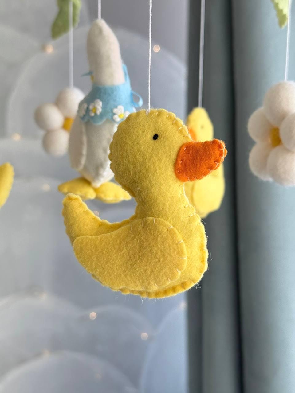 Mama Duck & Ducklings Mobile